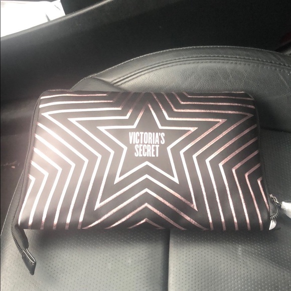 BNWT Victoria Secret - Picture 8 of 8